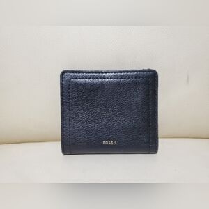 Fossil Black Leather Compact Wallet